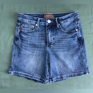 Judy Blue Mid Rise Denim Jean Shorts